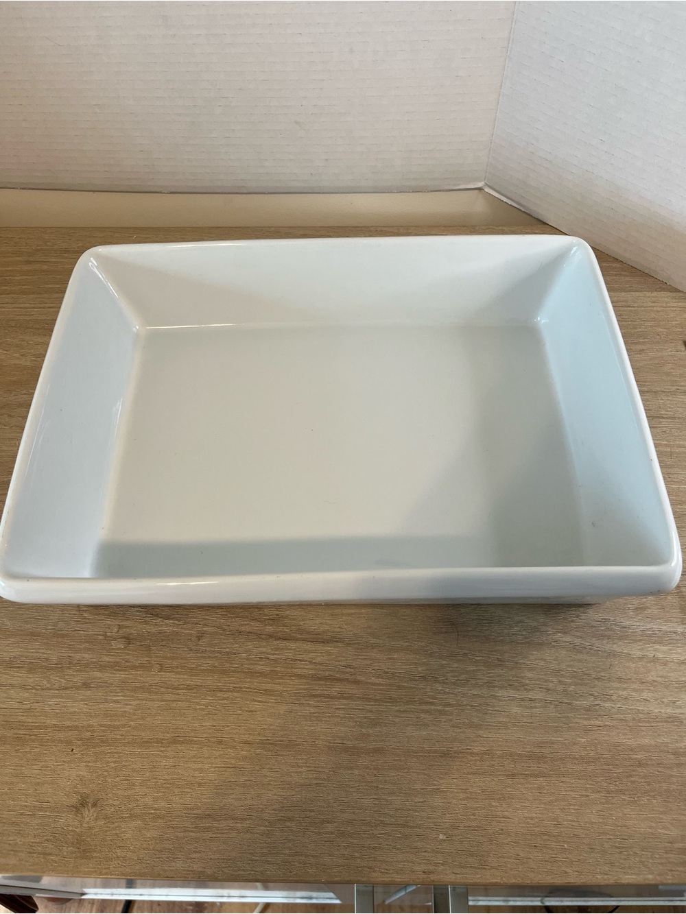 White Ceramic Rectangular Serving Platter - Classic Tableware